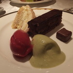 レペトワ - デザートの盛り合わせ③