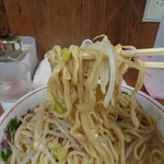 ラーメン二郎 - ワシワシ食らう