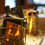 Sinmi Yoshi - 囲炉裏で串焼きがお楽しみいただけます