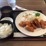 レストラン オーシャン - 日替りランチA930円 ヘレカツ、唐揚げ、ウインナー定食