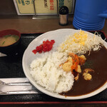 オリーブ・キッチン  - サービスランチ700円
            エビのフリッターカレー