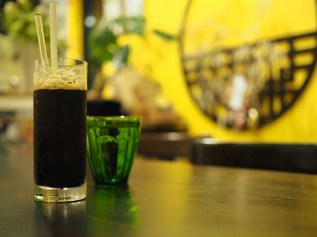 プラス84 カフェ