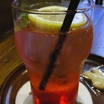 うさぎとぼく - 早速、注文するボキ。イタリアンソーダ(ザクロ)にしたよ。