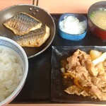 Yoshinoya - 牛皿・炙り塩鯖定食