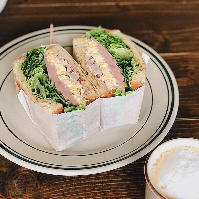 キャトル サンドイッチズ Cattle Sandwiches 城ケ崎海岸 サンドイッチ 食べログ