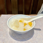 清香園 - ランチの杏仁豆腐