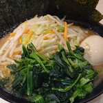 横浜家系ラーメン 蓮 - レディースラーメン♪チャーシュー欲しい