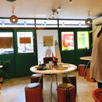 ランカキャーマ クルバドゥ - テーブル席