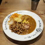 もうやんカレー　246 - 焦がしビスヌカレーとおうどん