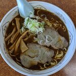 味乃やまびこ - 醤油ラーメン600円