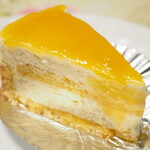 パティスリー イル・プルー・シュル・ラ・セーヌ - パッションのショートケーキ