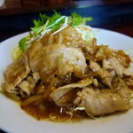 味楽 - 生姜炒めとガーリック炒めとの違いが分かりませんでした。見た目も味も、でも美味しかったです。ボリュームも素晴らしい。