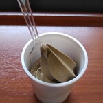茶呑み処 いわぶち - ほうじ茶ソフト