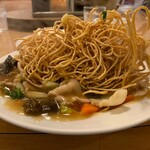 南海飯店 - かたい焼ソバの麺