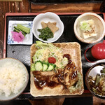 Tomosen Teuchi Dokoro - 烤肉定食