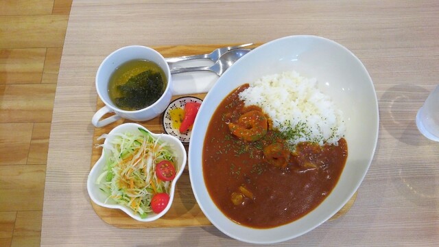 ニコカフェ（NICO CAFE）本宮店｜福島県の落ち着くカフェでくつろぎのひととき