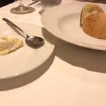 La Brianza - フォカッチャとシャウルスチーズ