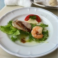 鉄板焼き 銀座 ポルトファーロ 本店 - 前菜。左はローストポーク。