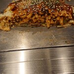 Okonomiyaki Teppanyaki Kuraya - 断面
