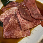 Yakiniku Moton - 