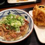 丸亀製麺 - 肉うどん+かき揚げ