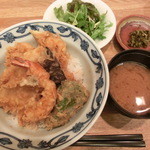 天ぷら新宿つな八 - つな八天丼・１６８０円