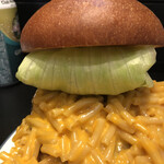 ICON - マッカンバーガー 1,650円（税込）