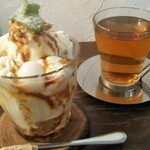 オウン ウェイ カフェ - 