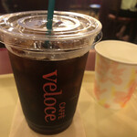 CAFFE VELOCE - アイスコーヒー（L） 260円（税込）