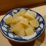 鮨 あらい - ガリ