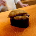 鮨 あらい - 赤ウニ