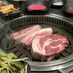 熟成肉専門店 ヨプの王豚塩焼 - 