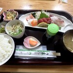 小さな和風レストラン 笑福 - 刺身定食¥1,000