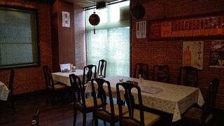 龍苑 - 店内　その３