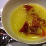 シェ ヨコイ - メロンと生ハムの冷製スープ