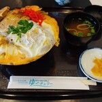 レストランせせらぎ - スペシャルかつ丼。その名に恥じないボリウムじゃったぞよ。