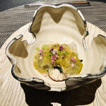 エクアトゥール - 黒アワビと椎茸　黒アワビの肝のジュレ