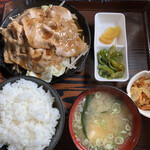 かね山 - 焼肉定食