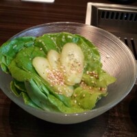 焼肉うしごろ 銀座並木通り店 - サラダ