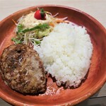 Bikkuri Donki - レギュラーハンバーグディッシュ６９０円（税込）