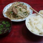 紅菜館  - レバニラ定食