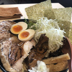 八頭龍 - 牛魔王 全部乗せ