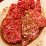 徳寿園 - 上カルビ焼