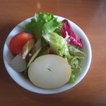 サン マルタン - 前菜のサラダ