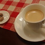 ビストロ デ トロワ - 