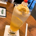 Kohikan - クリームソーダ・レモン(税抜650円)