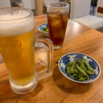 英屋 - 生ビール・ウーロン茶とお通し