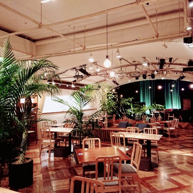 座席 Restaurant Bar Cay 表参道 ダイニングバー 食べログ