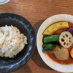 カレー食堂 コロポ  - ﾜﾀｼのやさい トマトスープ