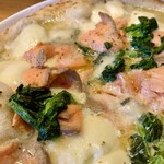 Pizzeria Alto Palazzo - ALTO PALAZZO ペアランチ(@\1,800)　お好きなピッツァ１枚：サルモーネ